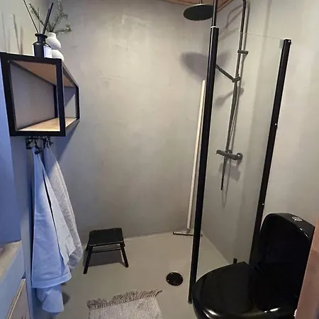 Parkkipaikalla Upealla Alueella Cassa Laurassa Rovaniemellae * Rovaniemi