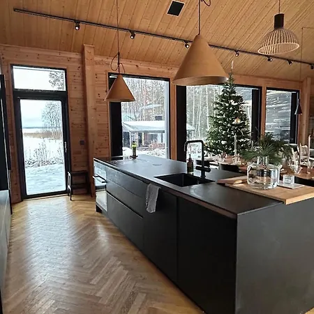 Parkkipaikalla Upealla Alueella Cassa Laurassa Rovaniemellae *