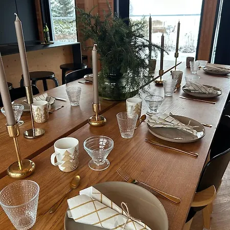 Parkkipaikalla Upealla Alueella Cassa Laurassa Rovaniemellae Apartment Rovaniemi